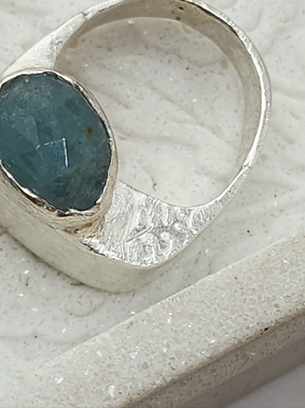 AQUAMARINE HALLOW EMBOSSED RING HANDMADE IN STERLING SILVER SIZE 7.50